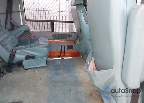 1992 Dodge Ram Van B250 z USA, uszkodzony, nr VIN 2B6HB21Y9NK146209